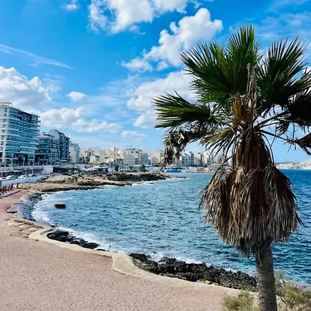 Daire Qawra Seaside Birch Leaf St. Paul's Bay