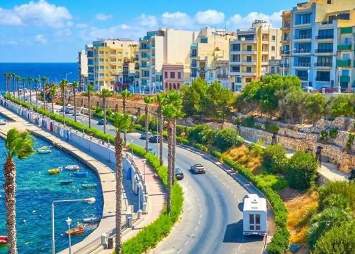 Qawra Seaside Birch Leaf Lejlighed